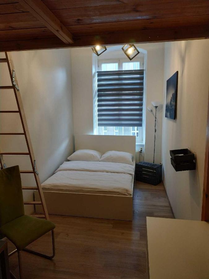 Rejtana Street Hostel Вроцлав Екстериор снимка